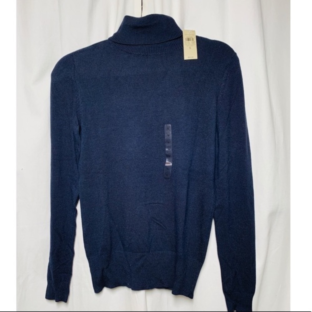 Ann Taylor navy turtleneck sweater